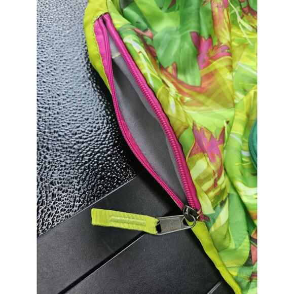 Under Armour - Unisex Sackpack Drawstring Backpack w/ Sunglasses Pocket Neon - Picture 6 of 15
